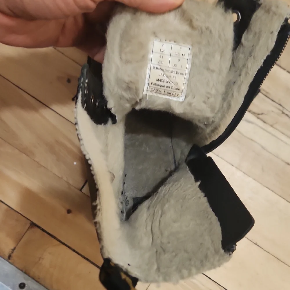 Dr. Martens Black Ankle Boots with Cream Lining - Picture 13 of 16